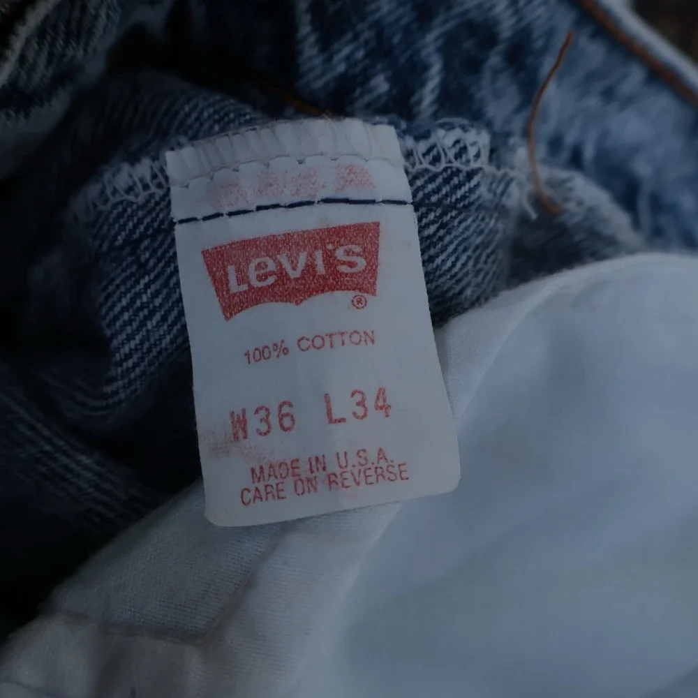 Vintage 1990 Levi's 550 Acid Wash Jeans 33x33 Light Wash Red Tab USA Made